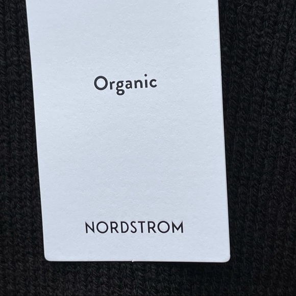 NWT NORDSTROM Kids Stripe Boxy V-Neck Big Girl’s Sweater - Picture 3 of 9